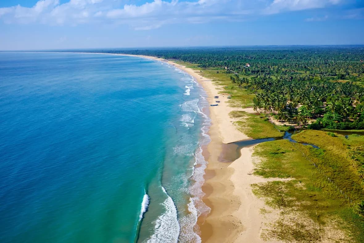 Private pool villa Sri Lanka coastal escape — Ceylon Travelex