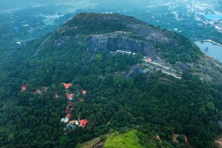 Cultural tours Sri Lanka — arrival into the Cultural Triangle